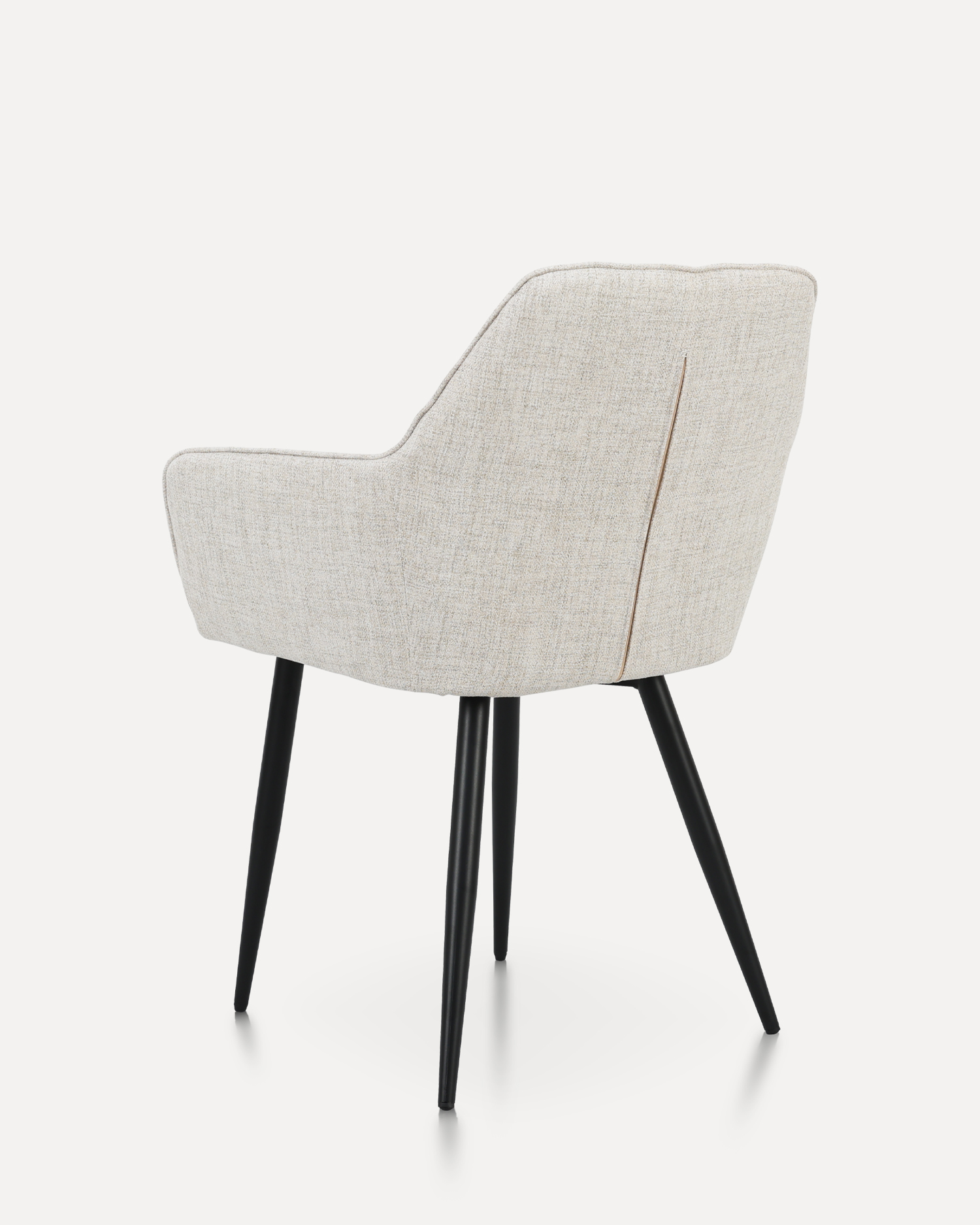 Kursi makan berlapis kain Kursi makan berlapis kain