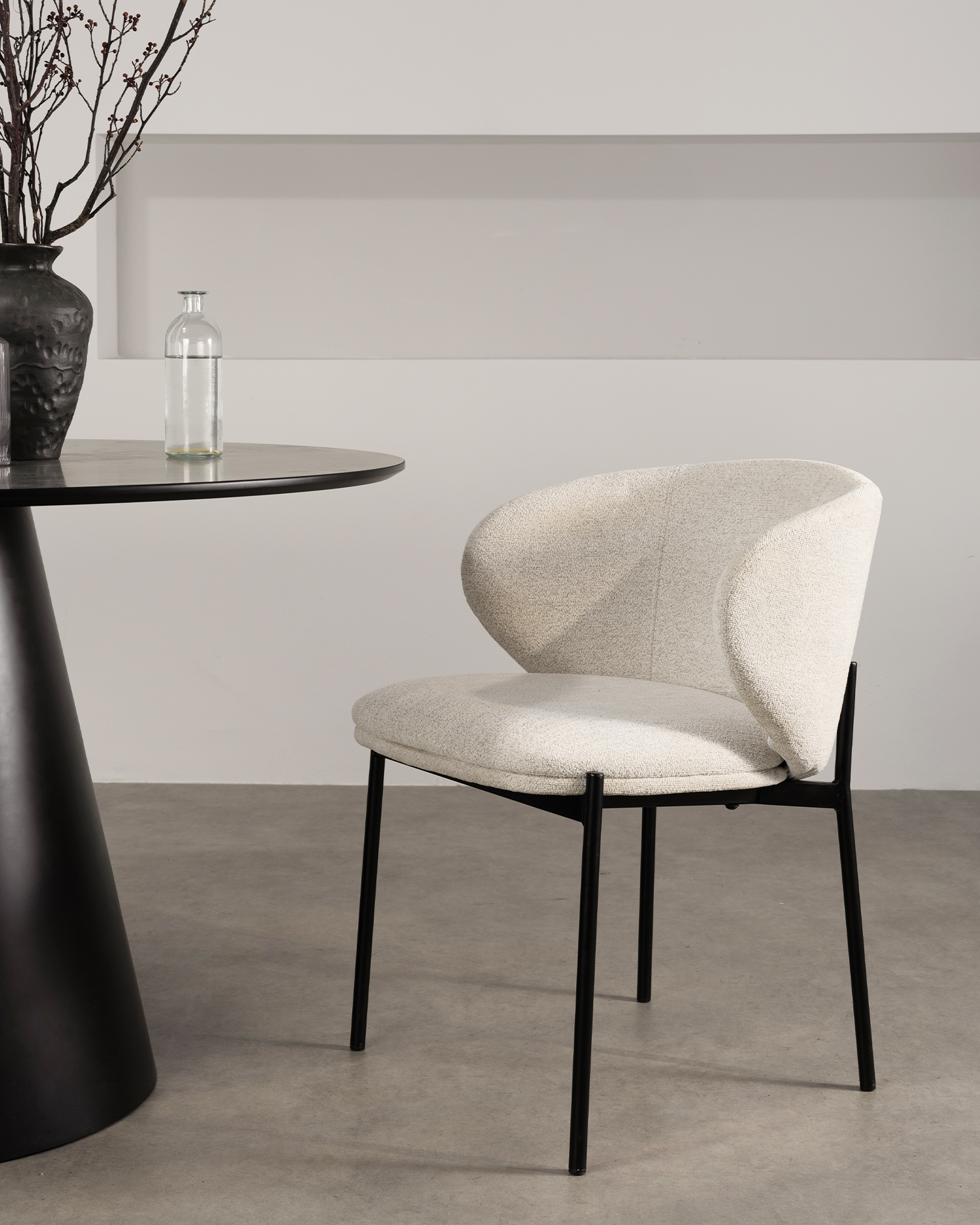 Kursi makan empuk Kursi makan empuk