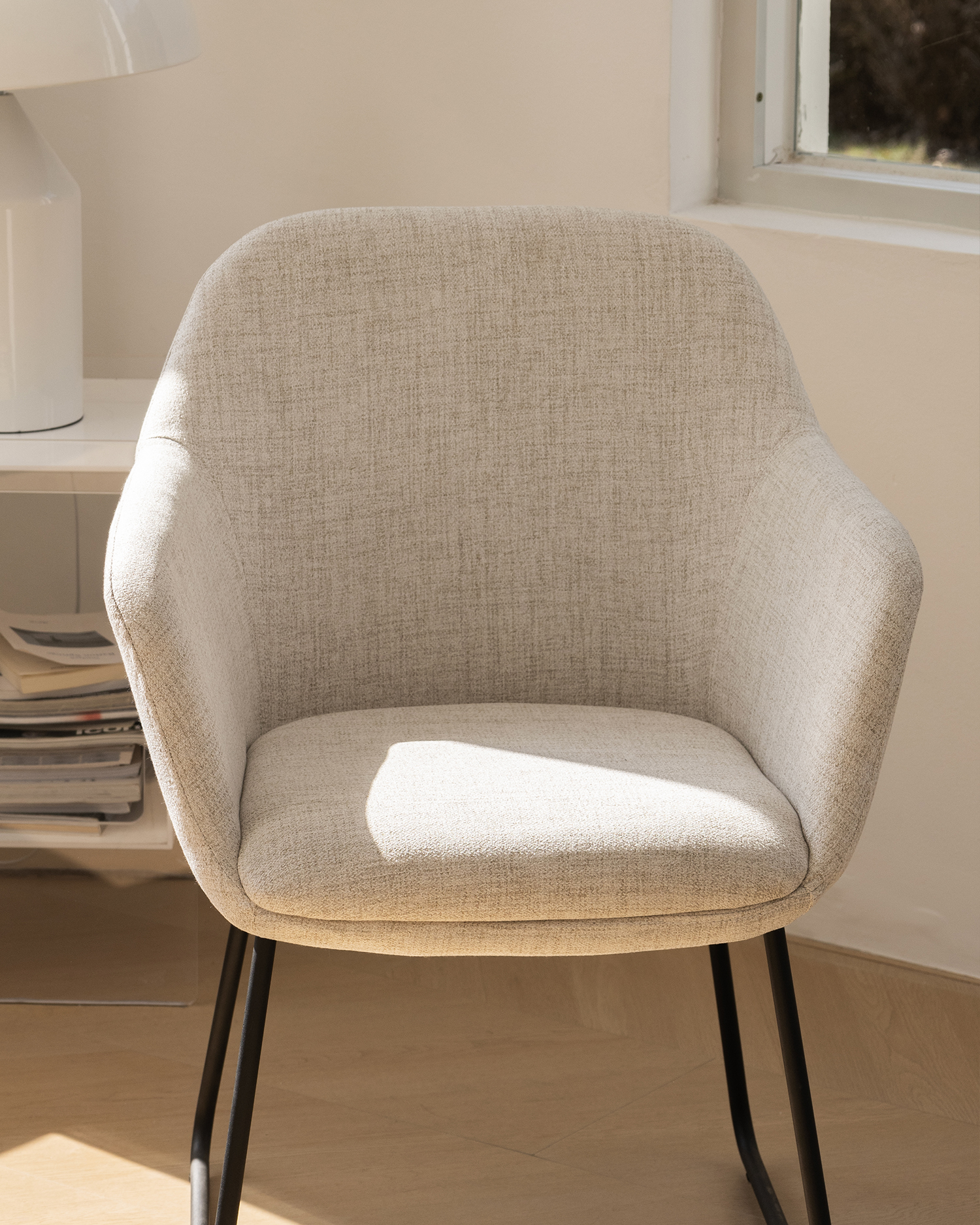 Kursi ruang makan yang bergaya Kursi ruang makan yang bergaya