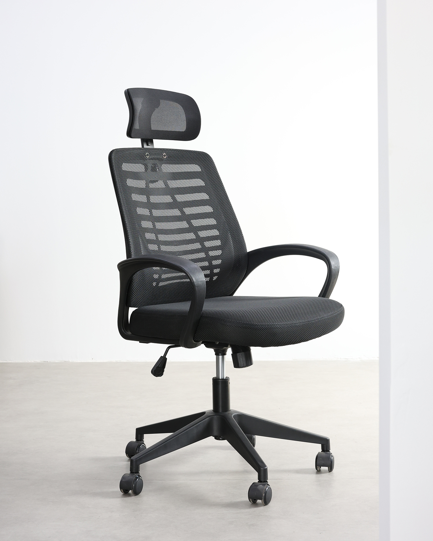 Kursi Kantor Headrest yang Dapat Disesuaikan Kursi Kantor Headrest yang Dapat Disesuaikan