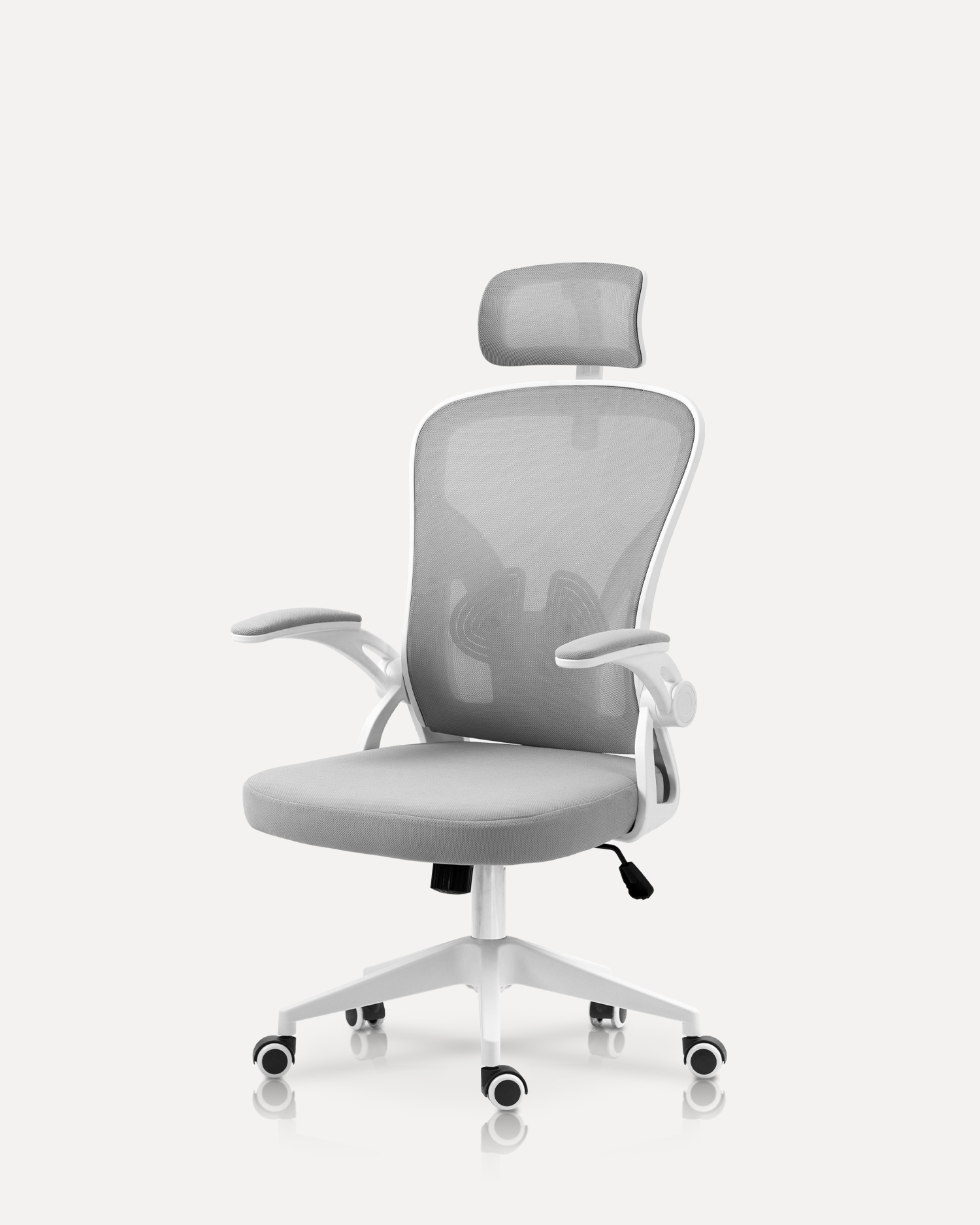 Kursi kantor dengan sandaran tangan yang dapat disesuaikan